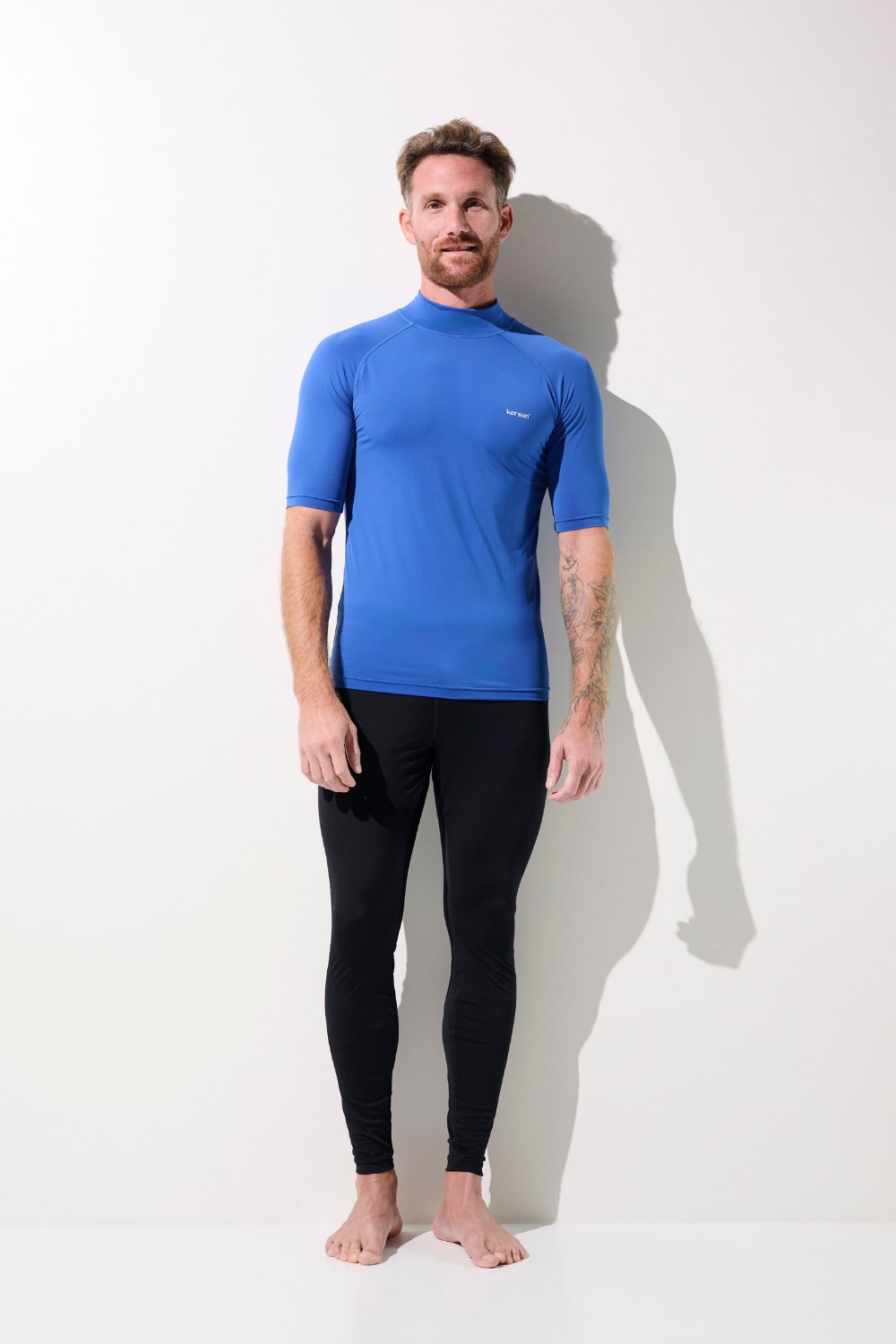 T-shirt de bain anti-UV - Malibu, bleu pour homme, protection solaire UPF 50+, idéal pour activités aquatiques.