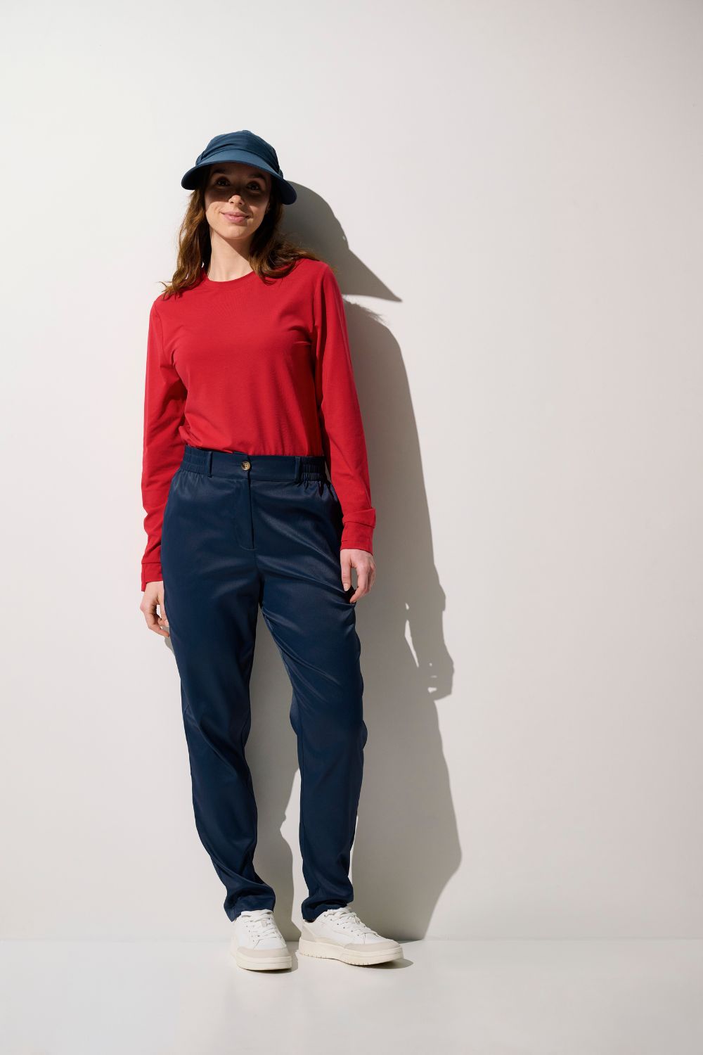 Pantalon anti-UV - Faro, coupe élégante pour femme, tissu léger, idéal pour la protection solaire quotidienne, UPF 50+.