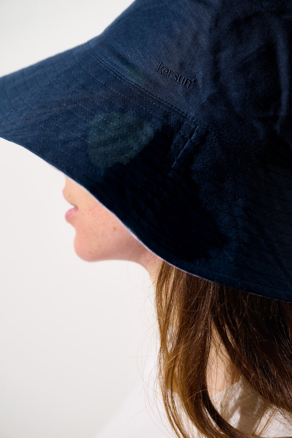 Bob anti-UV - Sylt en marine pour femme, léger, offrant protection solaire UPF 50+ au quotidien.