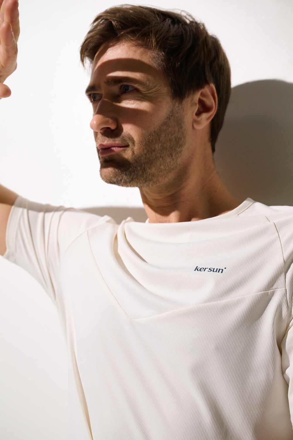 T-shirt anti-UV - Boston beige pour homme, léger, respirant, UPF 50+ pour une protection solaire optimale.