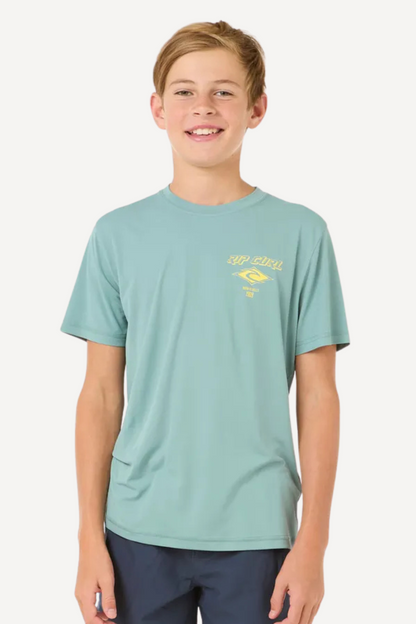 T-shirt de bain anti-UV pour garçon, léger et respirant, UPF 50+ de Rip Curl, idéal pour les activités ensoleillées.