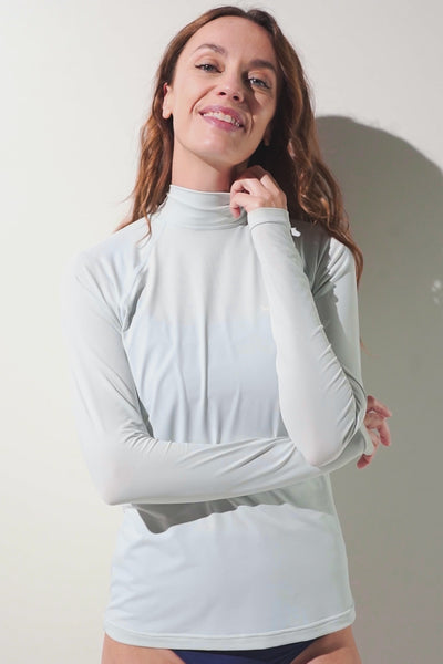 T-shirt de bain anti-UV - Malibu pour femme, manches longues UPF 50+, élégant et léger pour activités aquatiques.