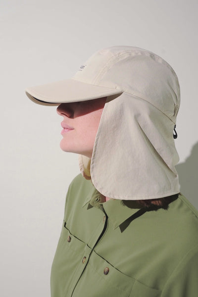 Casquette anti-UV Sequoia beige pour femme, avec protection solaire complète et UPF 50+, idéale pour le sport.